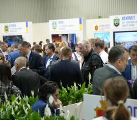 Rebuild Ukraine 